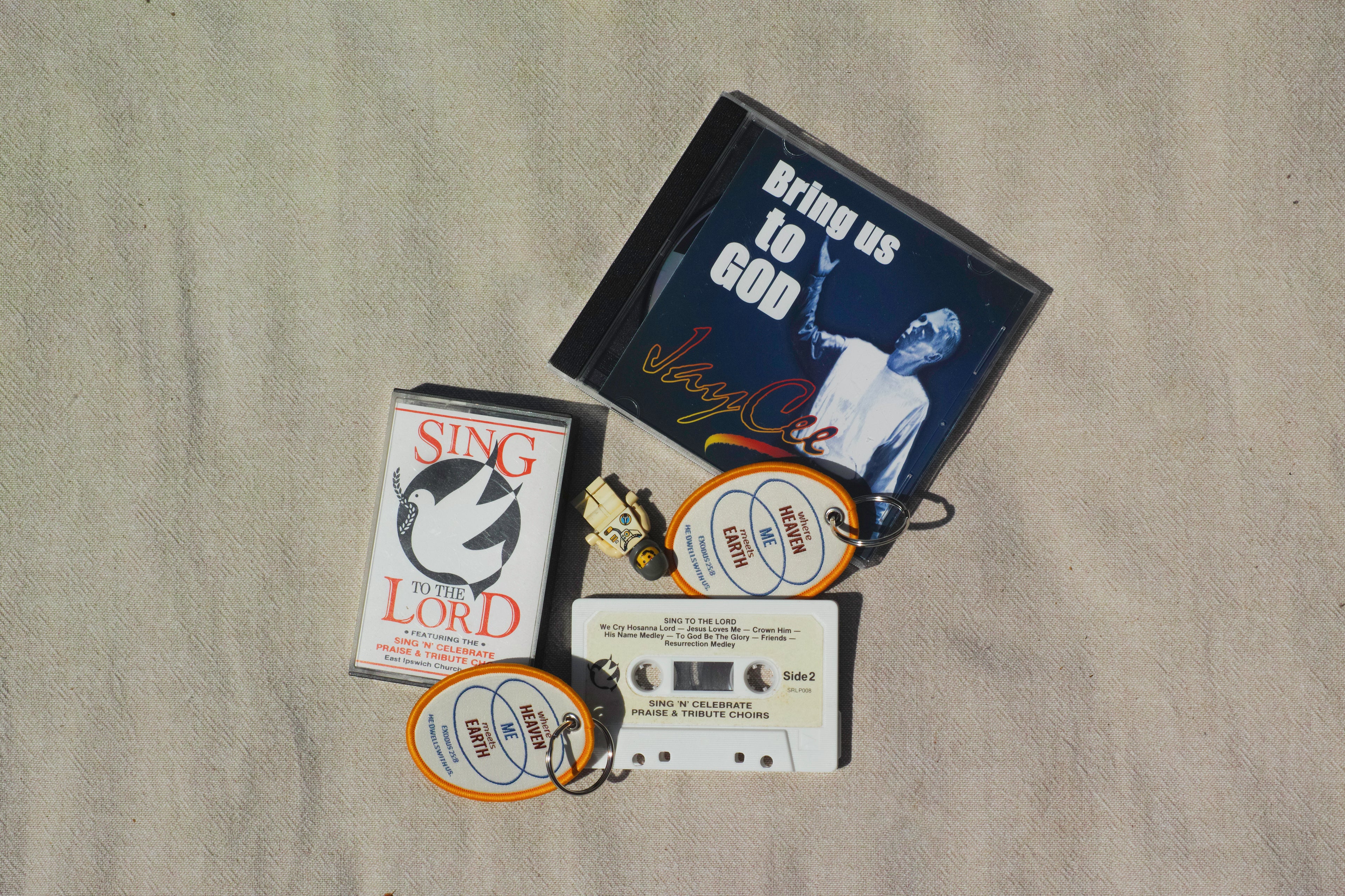 Exodus 25:8 Keychain