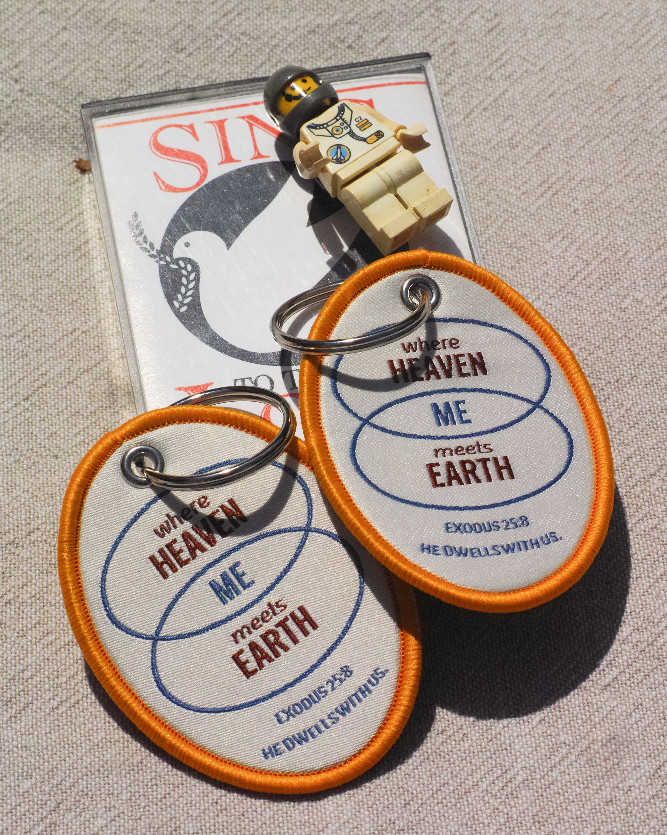 Exodus 25:8 Keychain